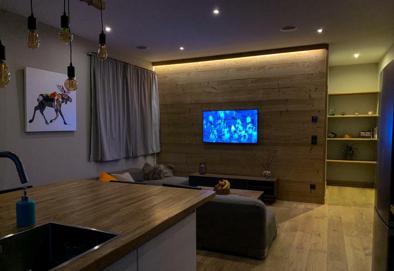 Apartment Maya, La Praz, Chamonix Mont Blanc מראה חיצוני תמונה
